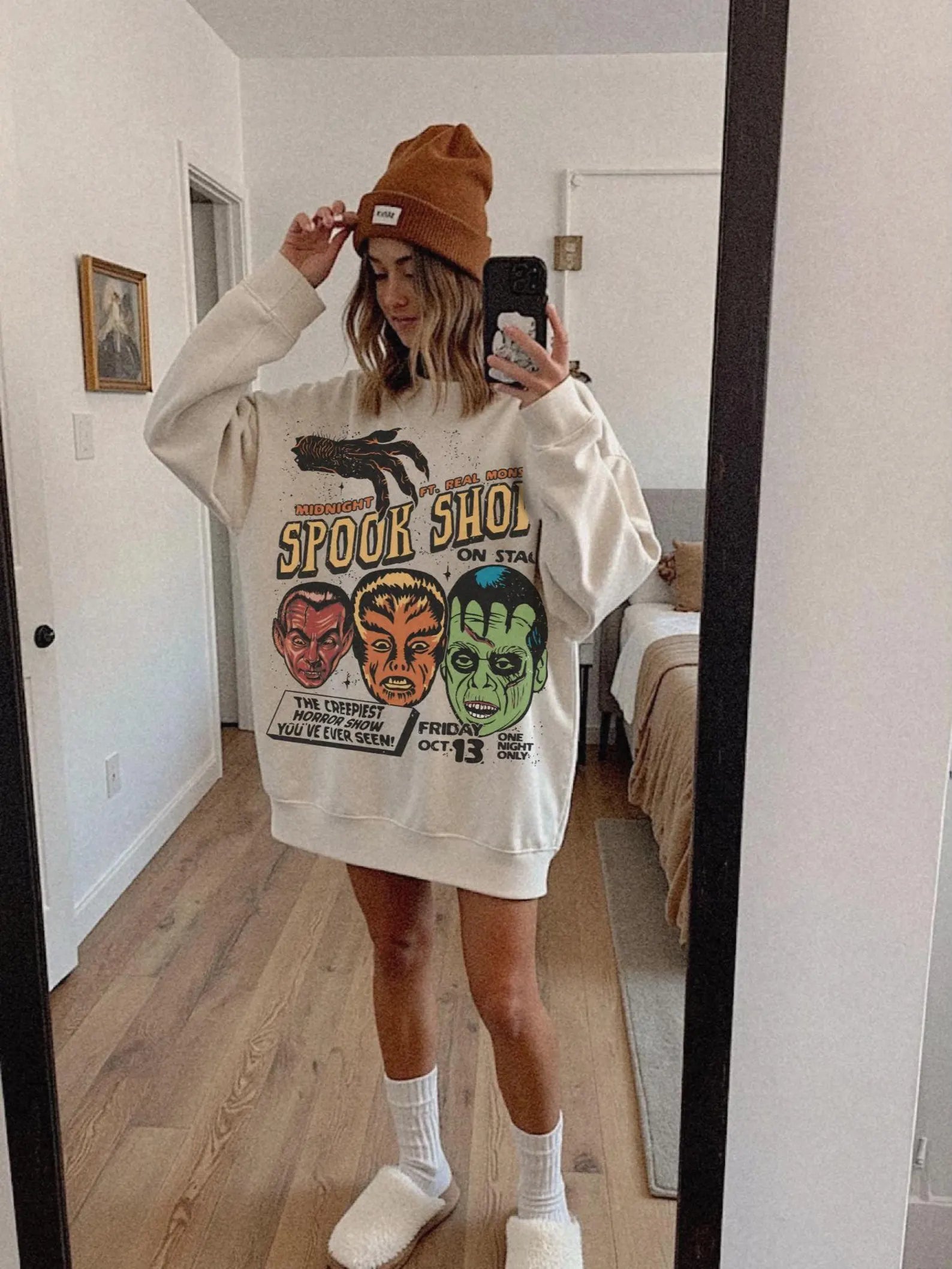 Spook Show Sweatshirt UNISEX 90s Grunge Vintage Halloween Crewneck Cult Classic Horror Fright Night Monster Mash Hoodie Frankenstein Shirt
