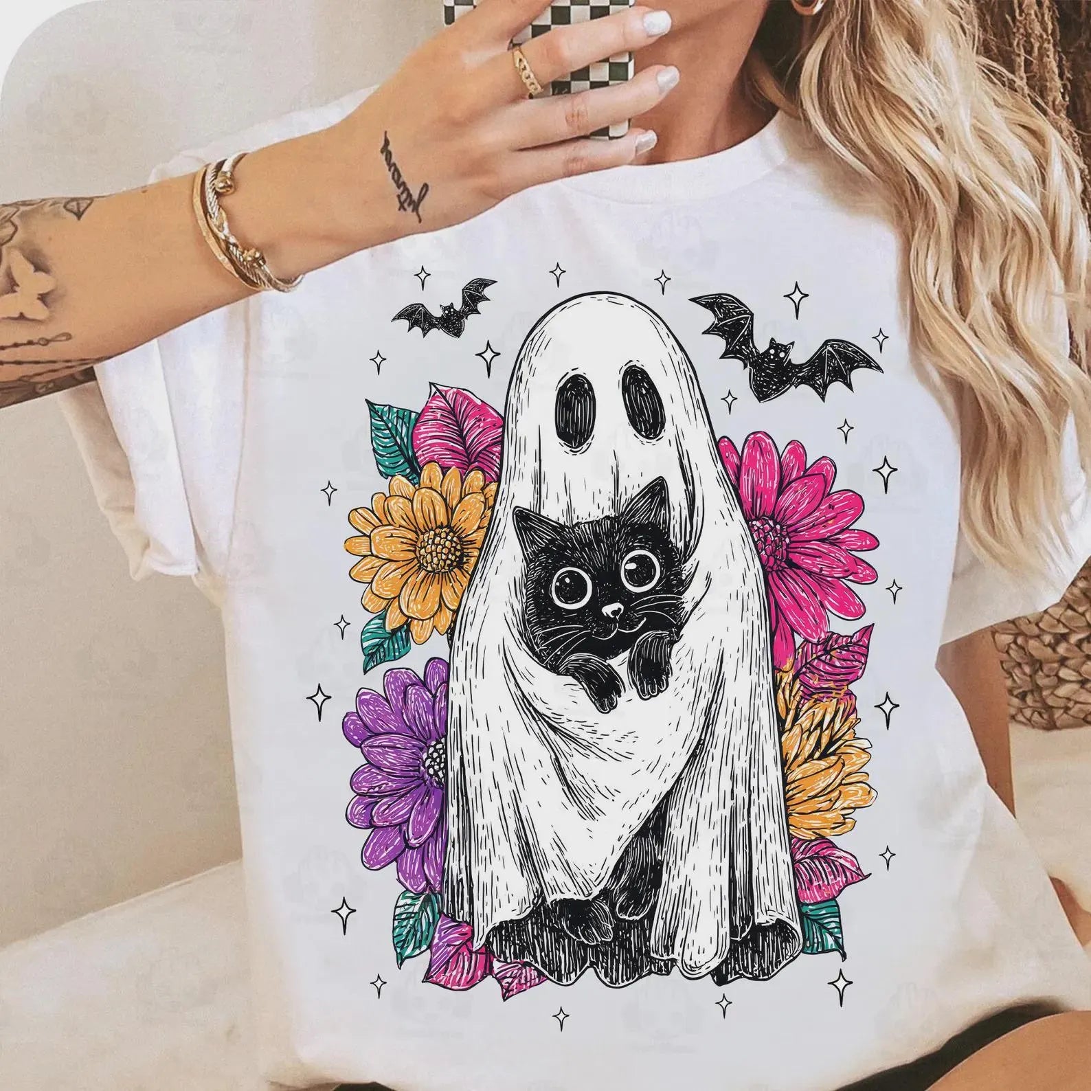 Ghost Cat Floral Halloween Shirt, Cute Black Cat Spooky Season Tee, Pastel Goth Halloween Shirt, Aesthetic Ghost Cat T-Shirt, Fall Shirt